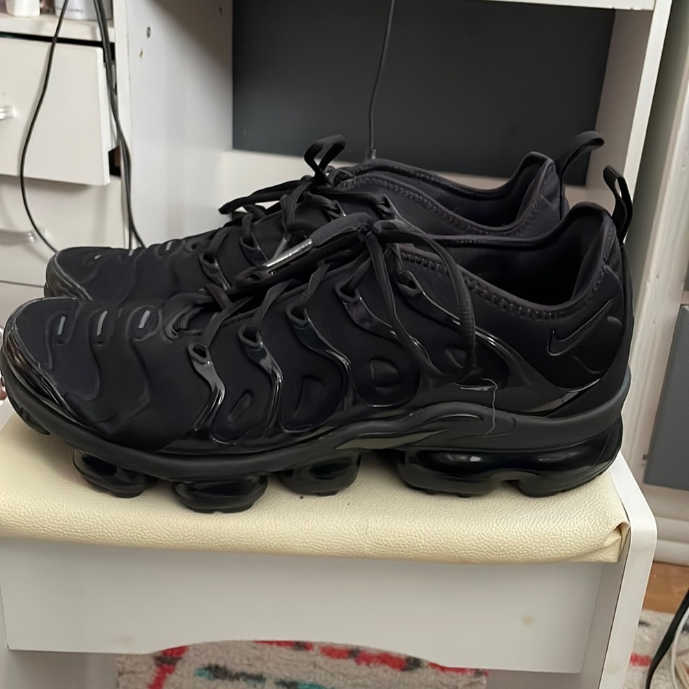 Nike Air Vapor Max Plus *Triple Black*